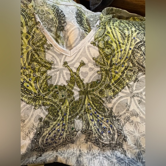 Gently used condition, lightweight bohemian style long sleeve hooded tee - Picture 16 of 17